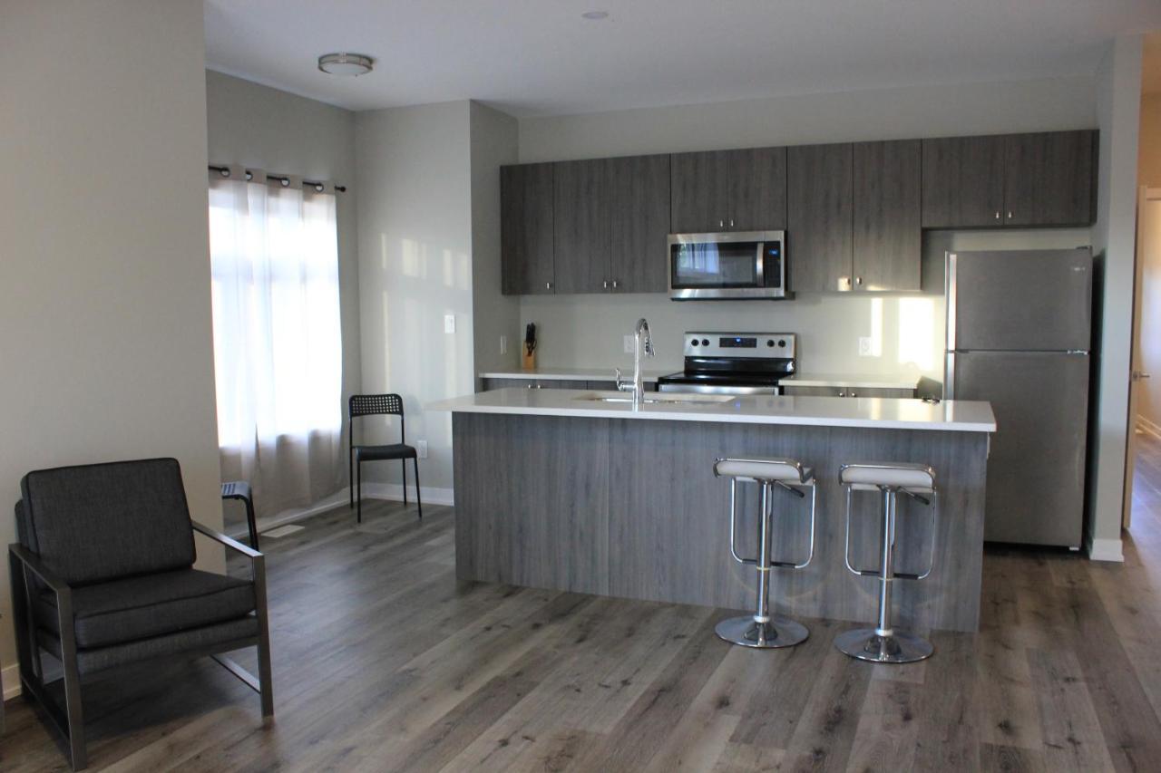 קיטצ'נר Boardwalk Homes - Executive Townhomes מראה חיצוני תמונה